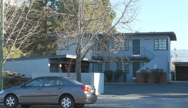 676-682 N 5th St in San Jose, CA - Foto de edificio - Building Photo