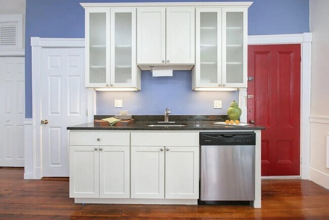 395 Washington St in Cambridge, MA - Building Photo - Building Photo