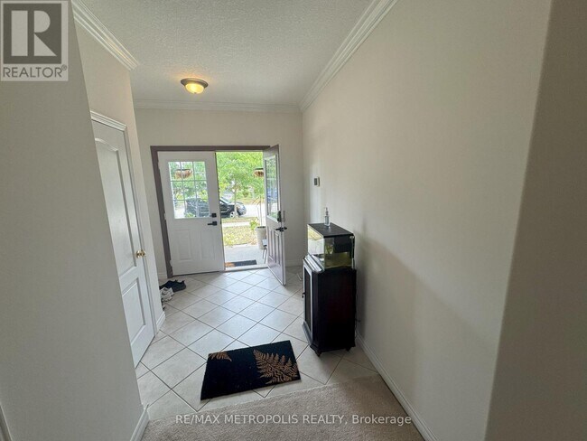 770 Brandenburg Blvd in Waterloo, ON - Building Photo - Building Photo