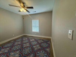 703 Maple St in Commerce, TX - Building Photo - Building Photo