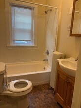 Oliver Court in Rochester, NY - Building Photo - Building Photo