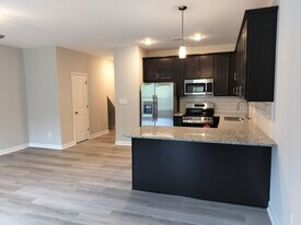 1059 McKay Dr in Spring Lake, NC - Building Photo