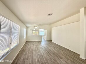 13719 W Keim Dr in Litchfield Park, AZ - Building Photo - Building Photo