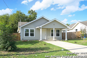 1638 Peck Ave in San Antonio, TX - Building Photo - Building Photo