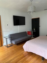 1710 Michigan Ave in Miami Beach, FL - Building Photo - Building Photo