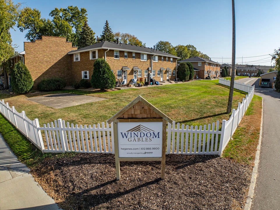 Windom Gables in Minneapolis, MN - Foto de edificio