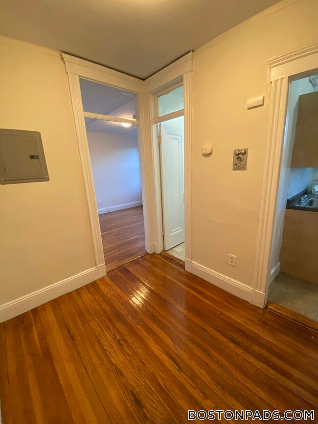 1185 Boylston St, Unit 34 in Boston, MA - Building Photo - Building Photo