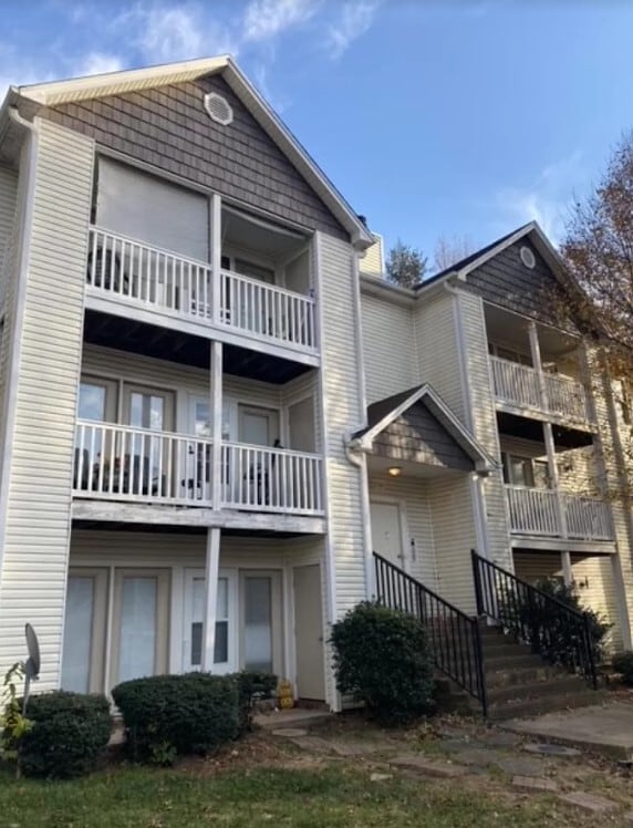 property at 2326 W Vandalia Rd