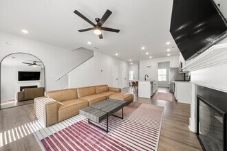 4316 Mallory Ct in Union City, GA - Building Photo - Building Photo