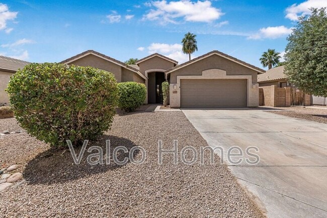 property at 1593 E Wildhorse Pl