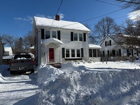 56 Davis St in South Portland, ME - Building Photo