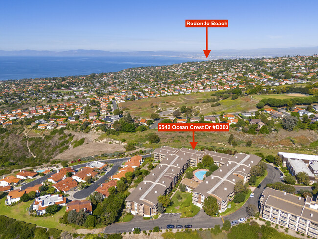 6542 Ocean Crest Dr, Unit D303 in Rancho Palos Verdes, CA - Building Photo - Building Photo