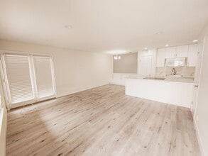 1291 Elizabeth Ave in Las Vegas, NV - Building Photo - Building Photo