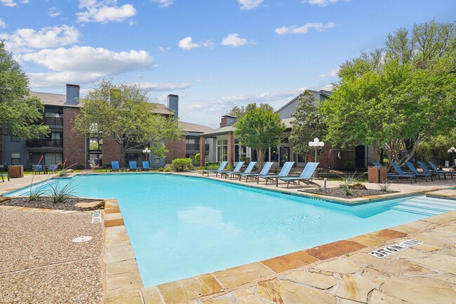 Vantage Point Apartments