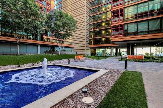 4808 N 24th St in Phoenix, AZ - Building Photo - Building Photo