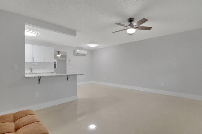 914 N Federal Hwy in Lake Worth Beach, FL - Building Photo - Building Photo