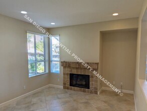 13620 Essence Rd in San Diego, CA - Building Photo - Building Photo