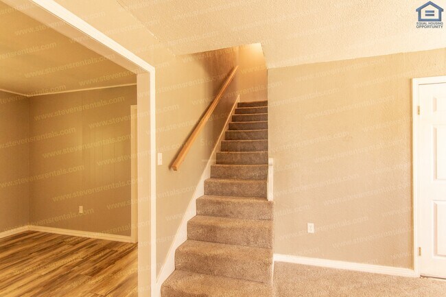 property at 1602 NW Irwin Ave