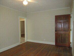 27 Rogerson Dr in Chapel Hill, NC - Building Photo - Building Photo