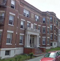 15 Scottfield Rd, Unit 9 in Boston, MA - Building Photo