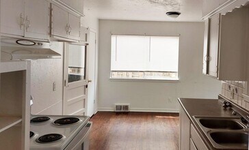 933 W Rulane Dr in Midwest City, OK - Building Photo - Building Photo