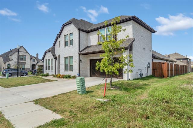 property at 3141 Golden Sunset Ct