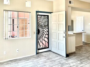 221 Donax Ave in Imperial Beach, CA - Building Photo - Building Photo