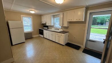 73-75-75 Buffumsville Rd in Somersworth, NH - Building Photo - Building Photo