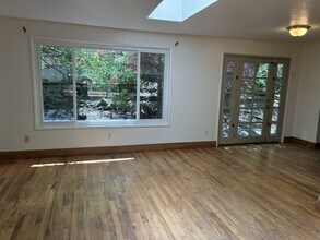 6380 Failing St in West Linn, OR - Building Photo - Building Photo