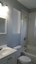9420 North in Overland, MO - Building Photo - Building Photo