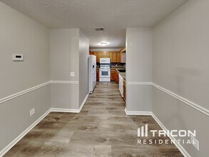 80 Vincent Ln in La Vergne, TN - Building Photo - Building Photo