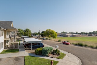 Baycrest Village in Caldwell, ID - Building Photo - Building Photo