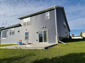 20554 Glade Ave in Lakeville, MN - Building Photo - Building Photo