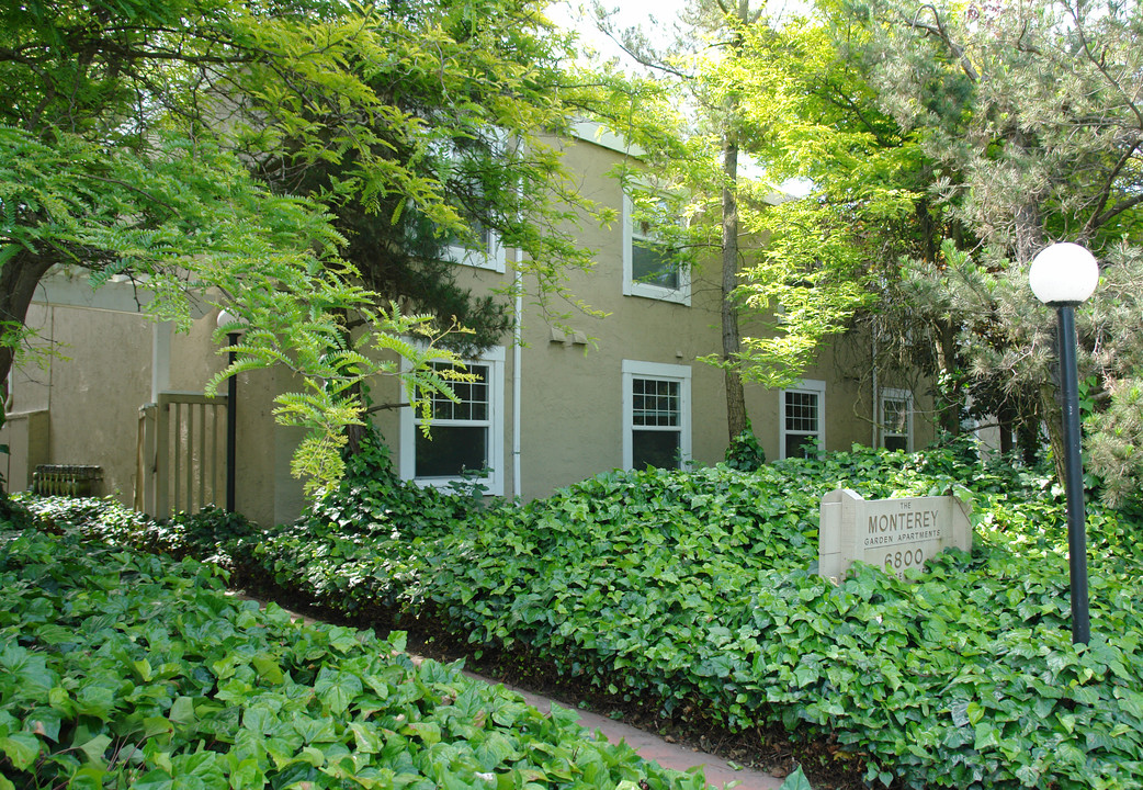 Monterey Garden Apartments in Rohnert Park, CA - Building Photo