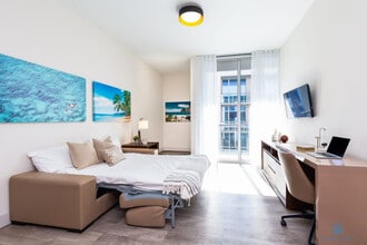 777 N Ocean Dr in Hollywood, FL - Building Photo - Building Photo
