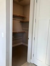 919 Perennial Ter, Unit 919 in Davis, CA - Building Photo - Building Photo