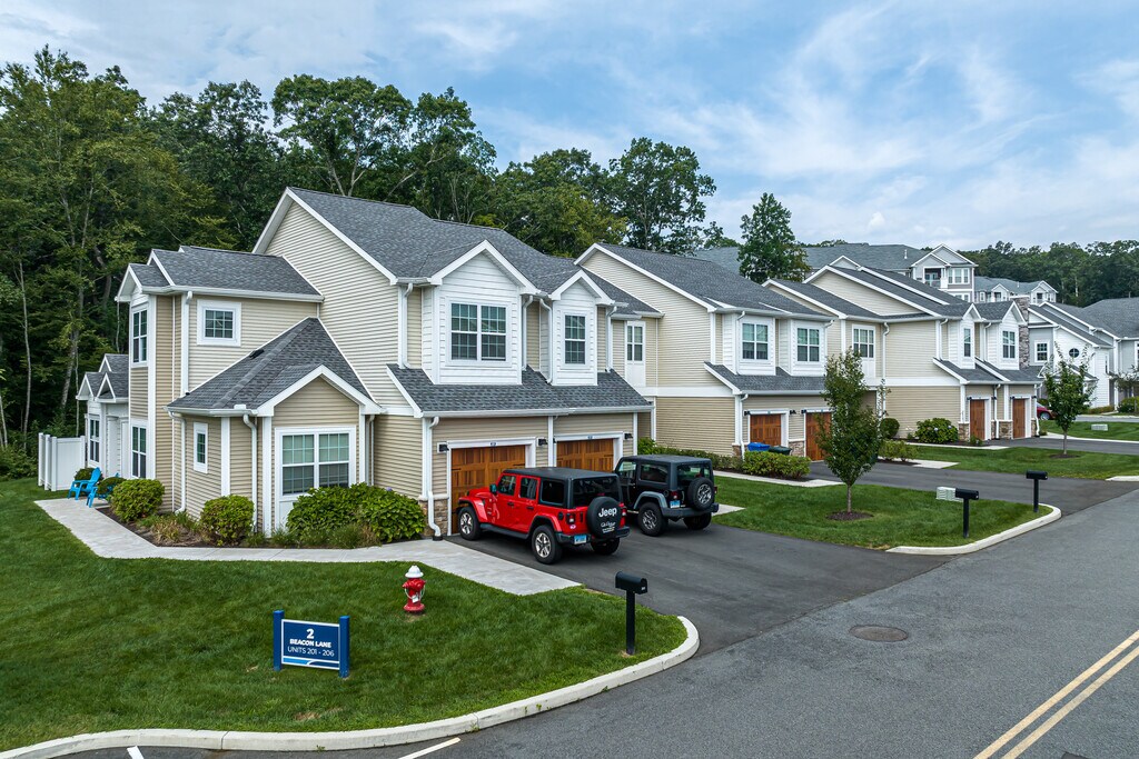 The Cove at Gateway Commons Townhomes in East Lyme, CT