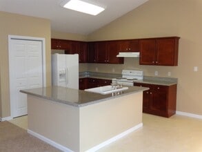 5404 Silver Grove Ln in Knoxville, TN - Building Photo - Building Photo