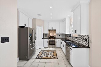 4007 Reinald Rd in Houston, TX - Building Photo - Building Photo