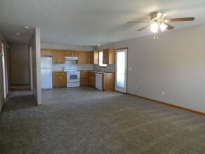 802A Council St in Buckner, MO - Building Photo - Building Photo