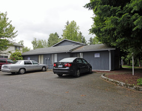 Fairview Apartments in Fairview, OR - Building Photo - Building Photo