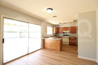 2329 E Folley St in Chandler, AZ - Foto de edificio - Building Photo