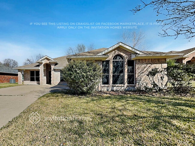 property at 2810 Beacon Hill Dr