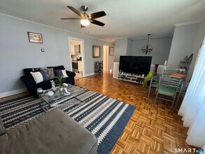 62 Brookfield Rd in Waterbury, CT - Building Photo - Building Photo