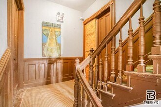 60-42 Grove St in Queens, NY - Building Photo - Building Photo