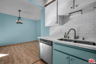 5651 Windsor Way in Culver City, CA - Building Photo - Building Photo