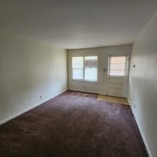 1042 S Nebraska Ave in Casper, WY - Building Photo - Building Photo