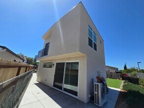 5051 Art St in San Diego, CA - Building Photo - Building Photo