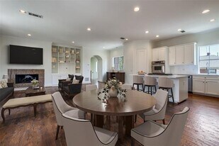4201 Emerson Ave in University Park, TX - Building Photo