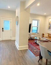 1520 Tremont St, Unit 2B in Boston, MA - Building Photo - Building Photo